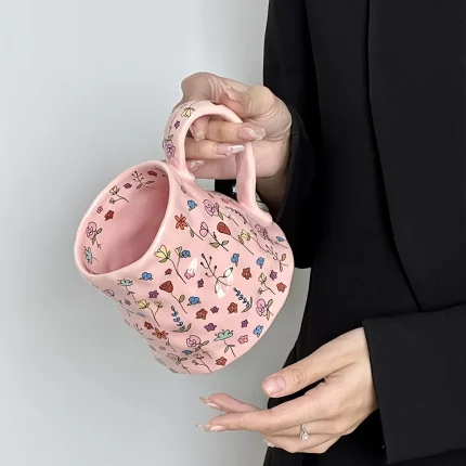 600ml Ceramic Coffee Mug with Floral Design - Pink